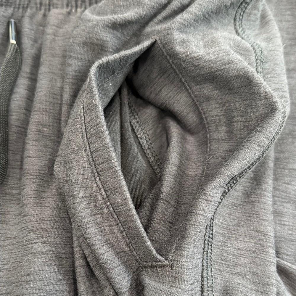 Old Navy Heather Gray Jogger Pants ~ Women's Size Small - Picture 3 of 4